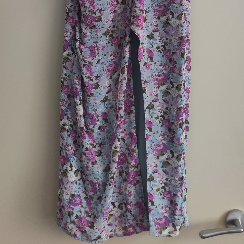 Floral Long Gown with High Slit Asymmetrical - Picture 4 of 4